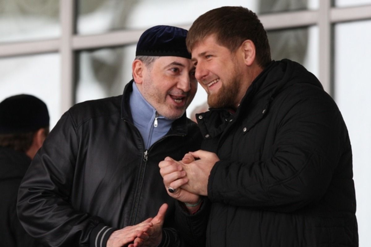 Ибрагим Белхароев с Рамзаном Кадыровым, фото: РИА "Новости"