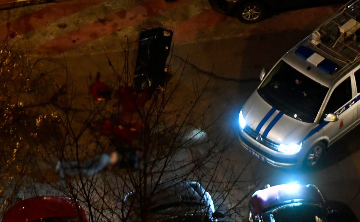 Фото с места убийства Эльджаркиева (Максим Григорьев/ТАСС)